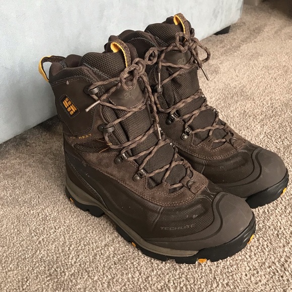 columbia boots techlite